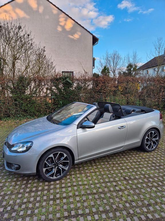 Gebraucht VW Golf Cabriolet Exclusive 160 PS (117 kW) 2012 Grau Cabrio