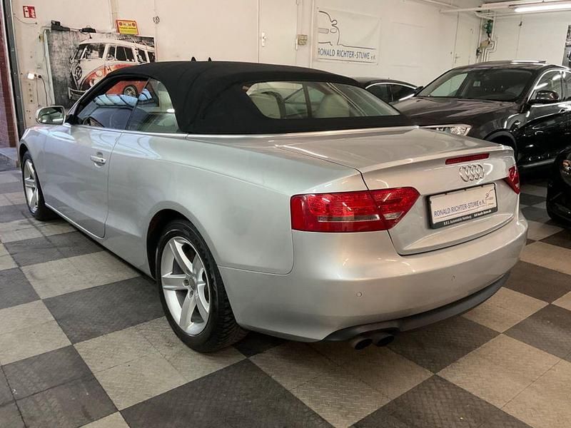 Gebraucht Audi A5 Cabriolet Ambition 160 PS (117 kW) 2010 Silber Cabrio