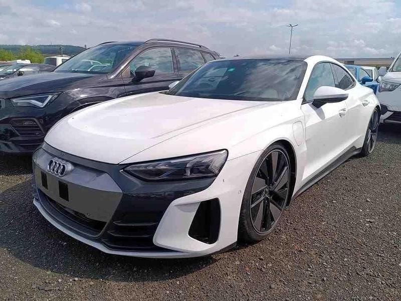 Weiß Gebraucht 2021 Audi e-tron GT quattro Sport Limousine | 49.710 € (Guter Preis) - Bild 1/4