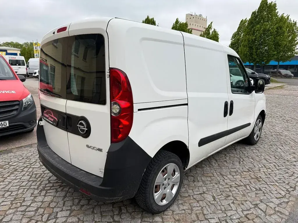 Occasion Opel Combo 90 ch (66 kW) 2014 Blanc Monospace