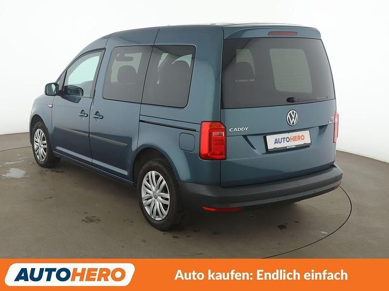 Gebraucht VW Caddy Trendline 125 PS (91 kW) 2016 Grün Van / Kleinbus