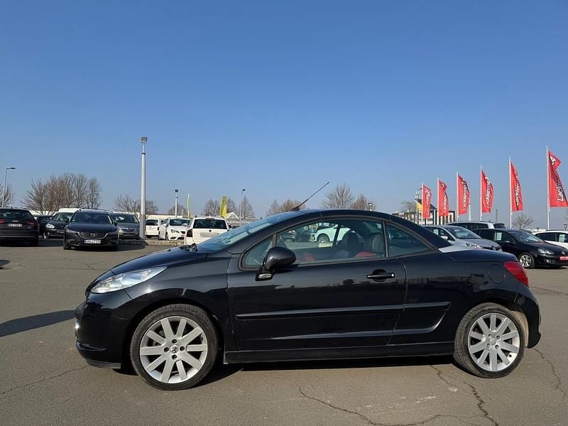 Gebraucht Peugeot 207 CC 120 PS (88 kW) 2009 Schwarz Cabrio