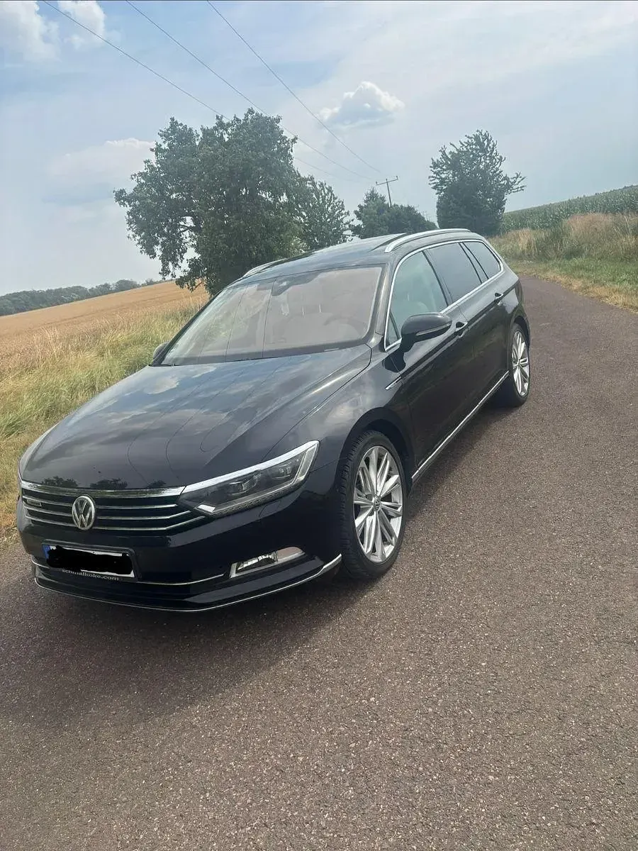 Gebraucht VW Passat Highline 239 PS (175 kW) 2015 Schwarz Kombi