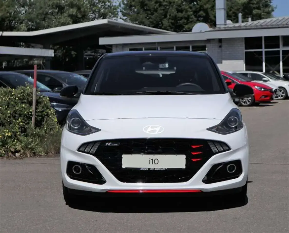 Gebraucht Hyundai i10 N Line 101 PS (74 kW) 2024 Atlas white/ phantom black Kleinwagen