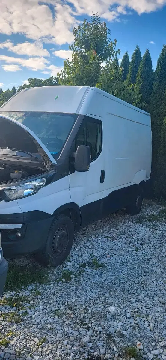 Gebraucht Iveco Daily 130 PS (95 kW) 2014 Weiß Van / Kleinbus