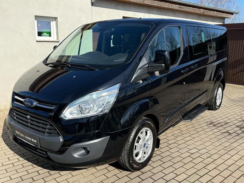 Gebraucht Ford Tourneo 125 PS (91 kW) 2015 Schwarz Kombi
