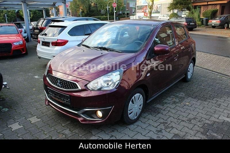 Rot Gebraucht 2019 Mitsubishi Space Star Active Limousine | 6.890 € (Guter Preis) - Bild 1/4