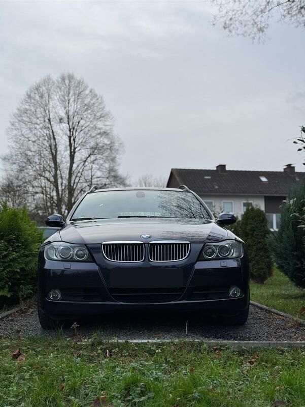 Blau Gebraucht 2008 BMW 325 Kombi | 4.490 € (Superpreis) - Bild 1/4