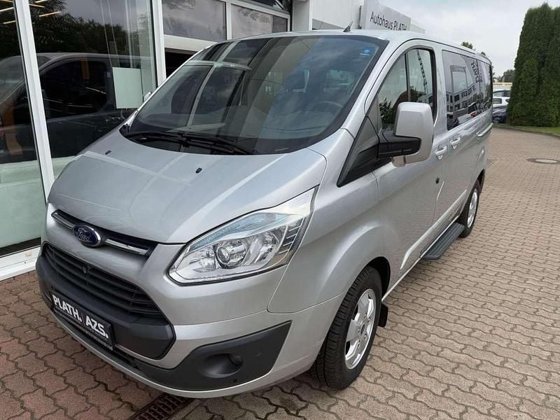 Silber Gebraucht 2016 Ford Tourneo Custom Titanium Van | 14.850 € (Superpreis) - Bild 1/3