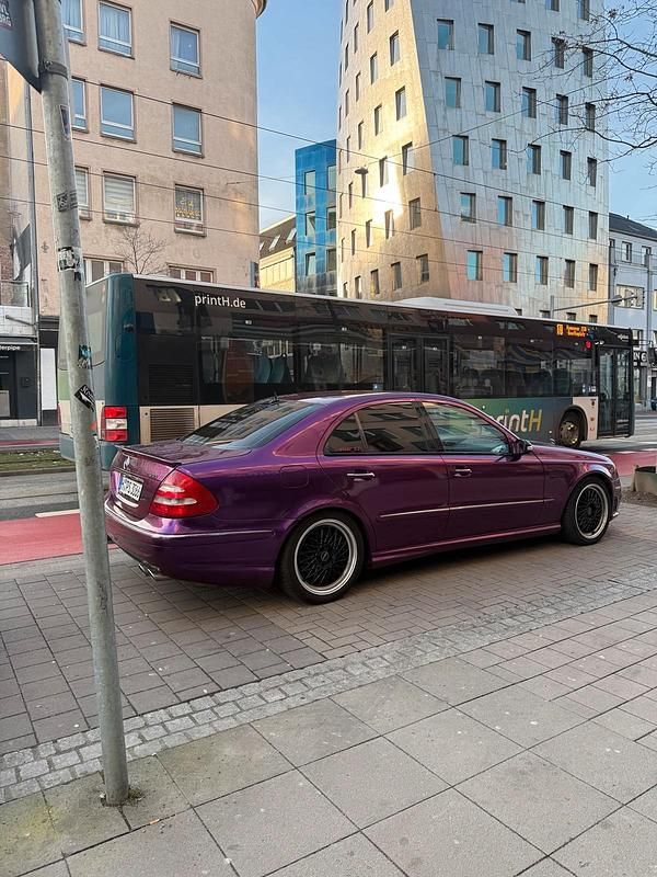 Gebraucht Mercedes E500 306 PS (225 kW) 2002 Andere farben Limousine