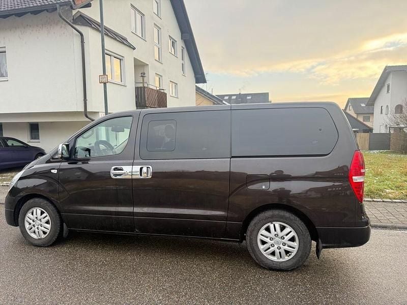 Gebraucht Hyundai H-1 184 PS (135 kW) 2018 Van / Kleinbus