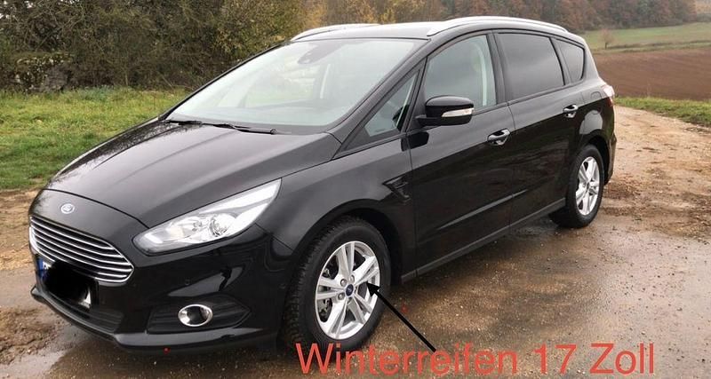 Gebraucht Ford S-MAX Business Edition 150 PS (110 kW) 2018 Schwarz Van / Kleinbus