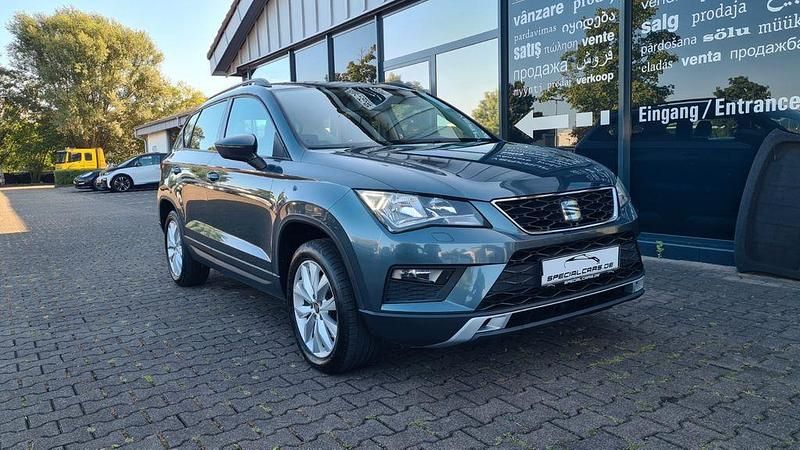 Grau Gebraucht 2018 Seat Ateca Style SUV | 11.490 € (Teuer) - Bild 1/4