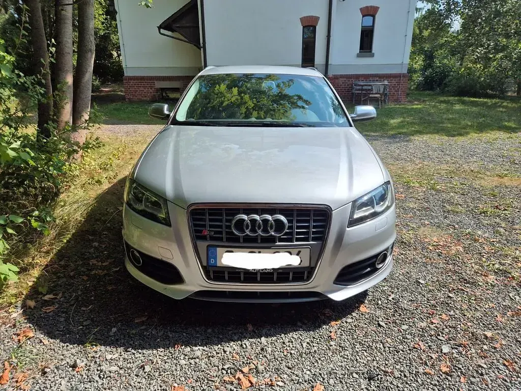 Gebraucht Audi S3 Sport 265 PS (194 kW) 2012 Silber Kleinwagen