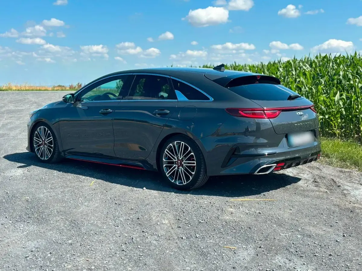 Gebraucht Kia ProCeed GT 204 PS (150 kW) 2019 Grau Kombi
