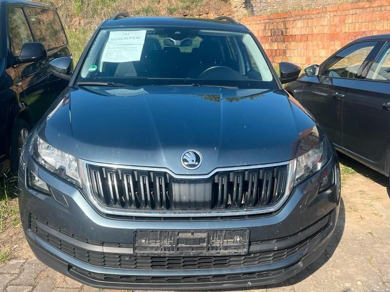 Grau Gebraucht 2018 Skoda Kodiaq SUV | 23.500 € (Etwas zu teuer) - Bild 1/4