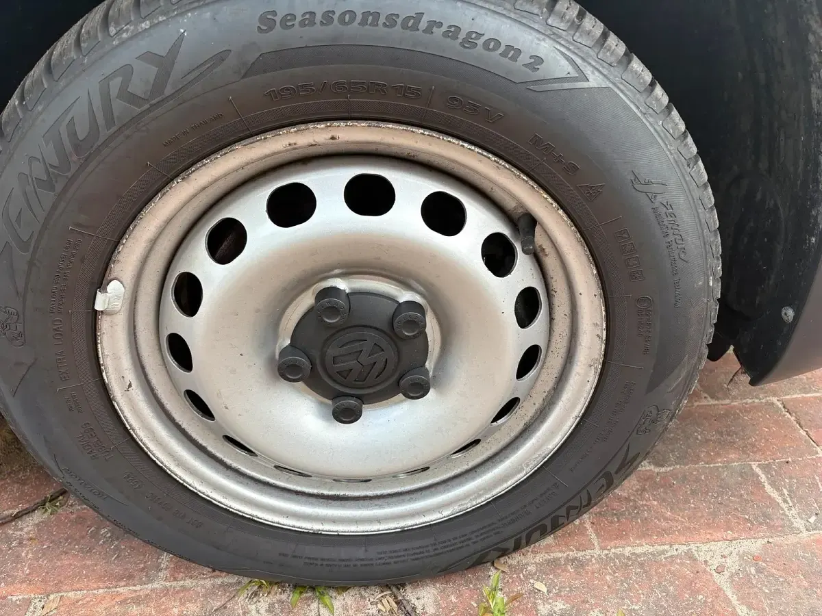 Gebraucht VW Caddy 75 PS (55 kW) 2020 Weiß Van / Kleinbus