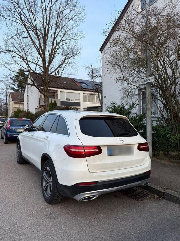 Gebraucht Mercedes GLC250 204 PS (150 kW) 2017 Weiß SUV