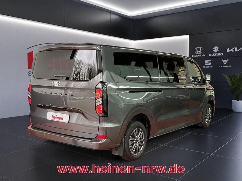 Gebraucht Ford Tourneo Custom Titanium 136 PS (100 kW) 2025 Grau Van