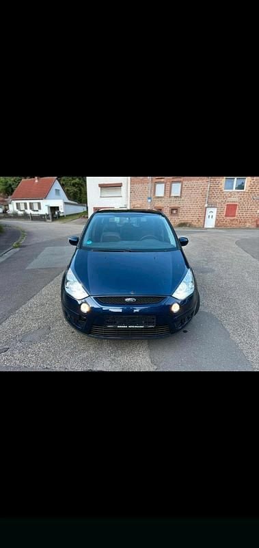 Blau Gebraucht 2007 Ford S-MAX Van / Kleinbus | 1.800 € (Guter Preis) - Bild 1/4
