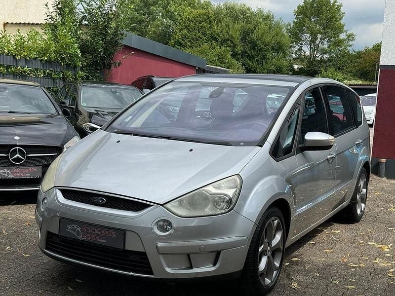 Gebraucht Ford S-MAX Titanium 160 PS (117 kW) 2008 Silber Van / Kleinbus