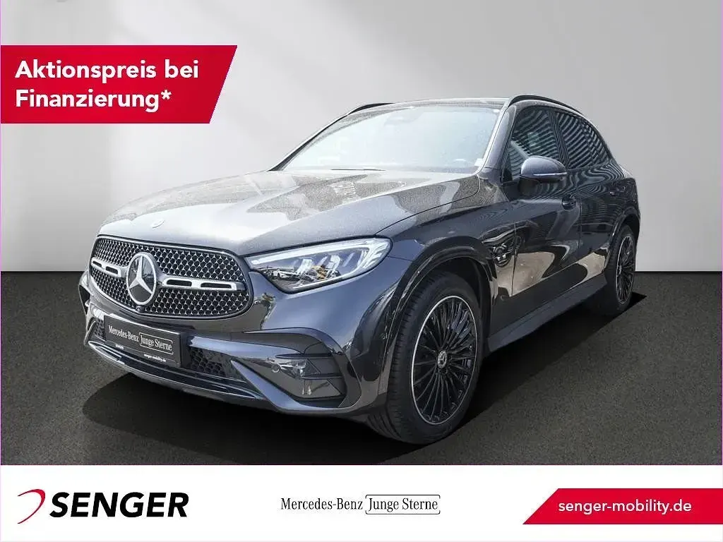 Gebraucht Mercedes GLC220 AMG 197 PS (144 kW) 2025 SUV