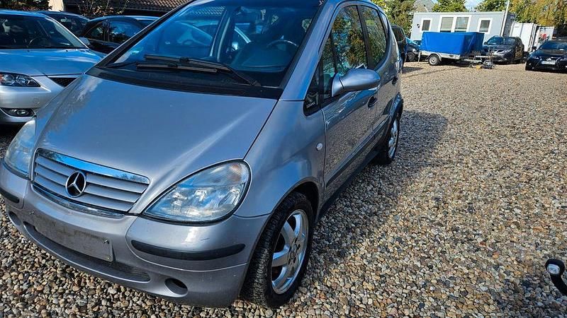 Silber Gebraucht 1998 Mercedes A160 Classic Van / Kleinbus | 890 € (Guter Preis) - Bild 1/4