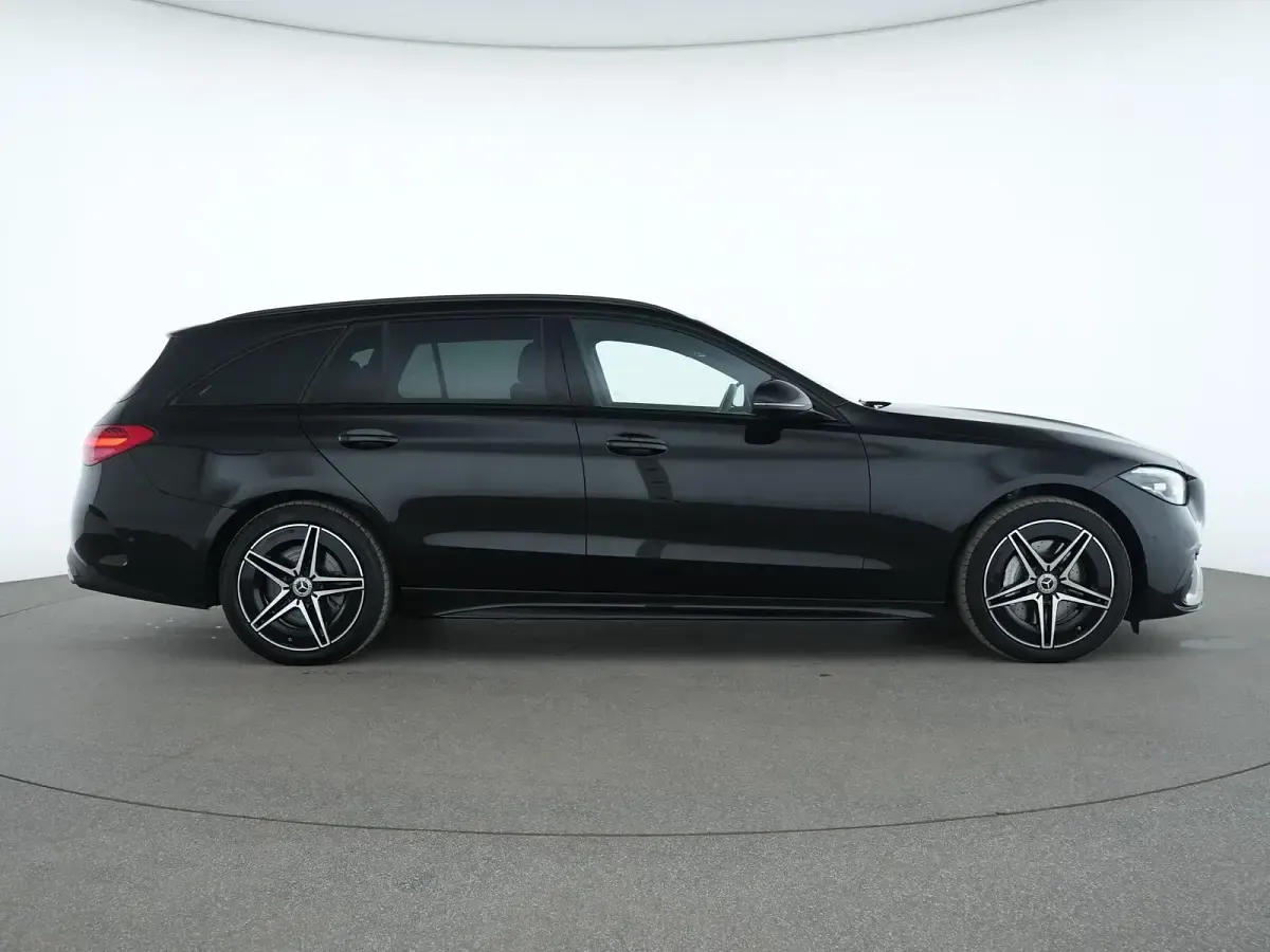 Gebraucht Mercedes C300e AMG line 313 PS (230 kW) 2023 Schwarz Limousine