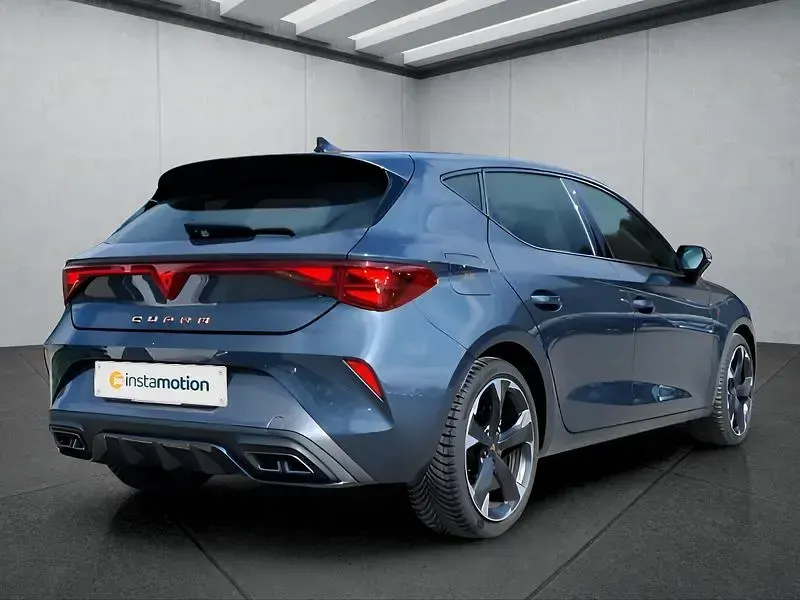 Second-hand Cupra Leon 150 CP (110 kW) 2025 Gri Hatchback
