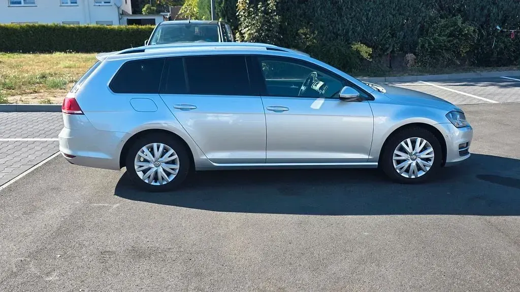 Gebraucht VW Golf VII Comfortline 105 PS (77 kW) 2013 Kombi