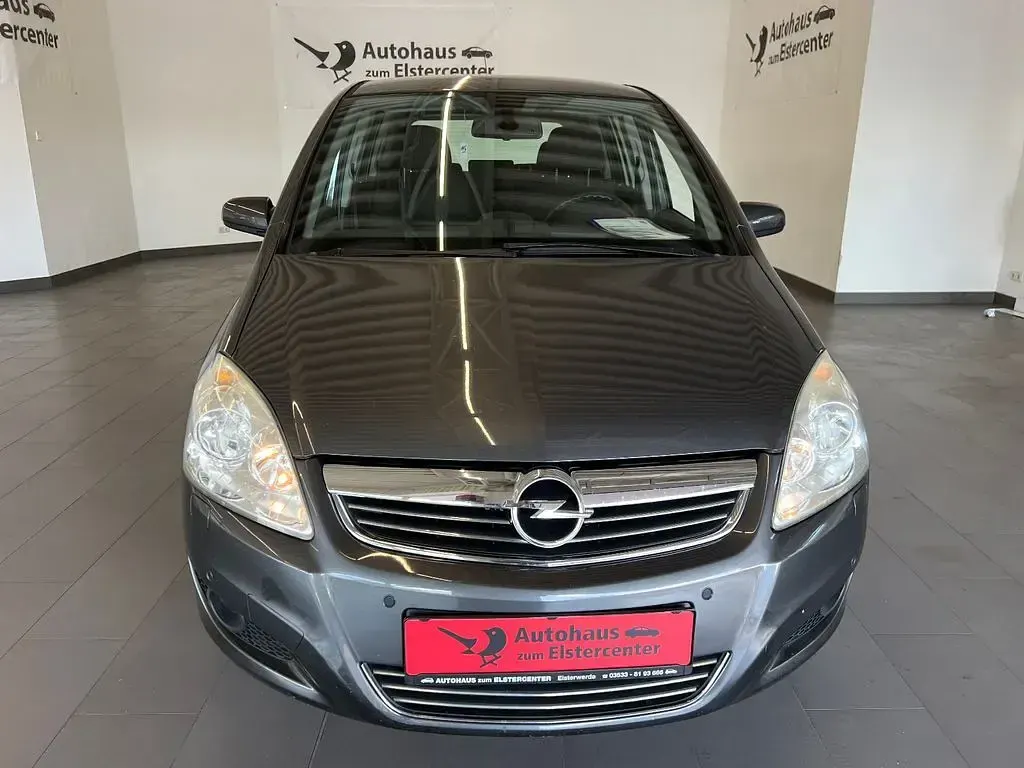 Gebraucht Opel Zafira Edition 150 PS (110 kW) 2009 Grau Van / Kleinbus