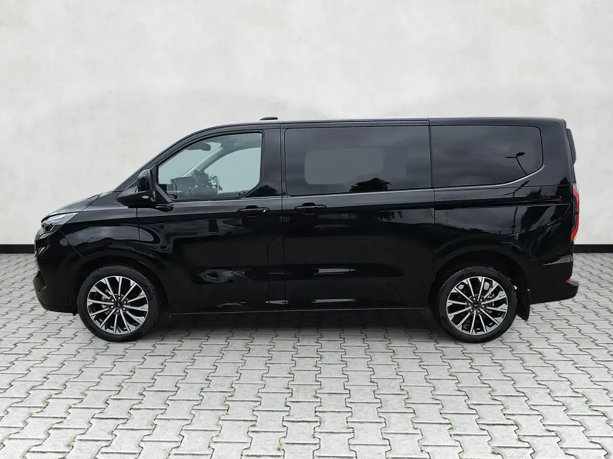 Neu Ford Tourneo Titanium X 170 PS (125 kW) 2026 Agate black metallic Van / Kleinbus