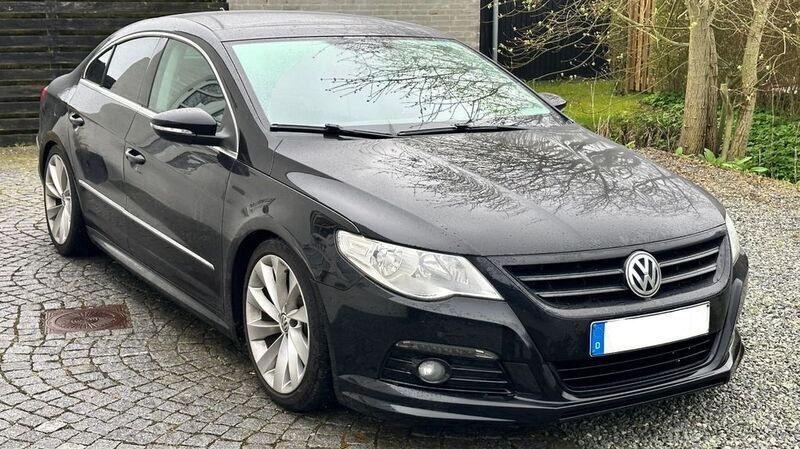 Schwarz Gebraucht 2009 VW CC R-line Limousine | 10.900 € - Bild 1/1