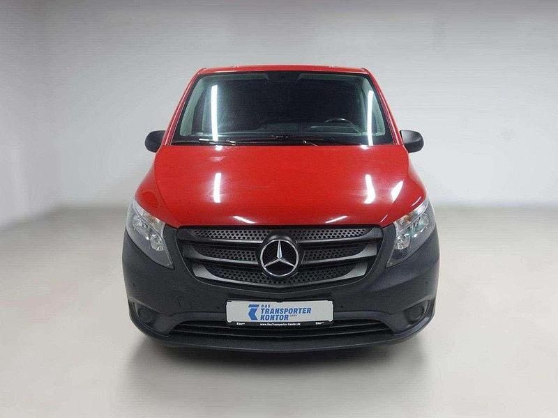 Gebraucht Mercedes Vito 102 PS (75 kW) 2021 Jupiterrot Van