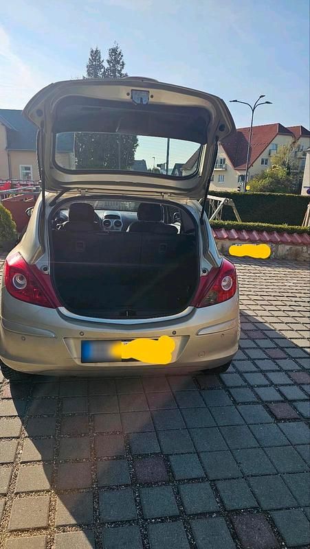 Second-hand Opel Corsa 90 CP (66 kW) 2008 Auriu Hatchback