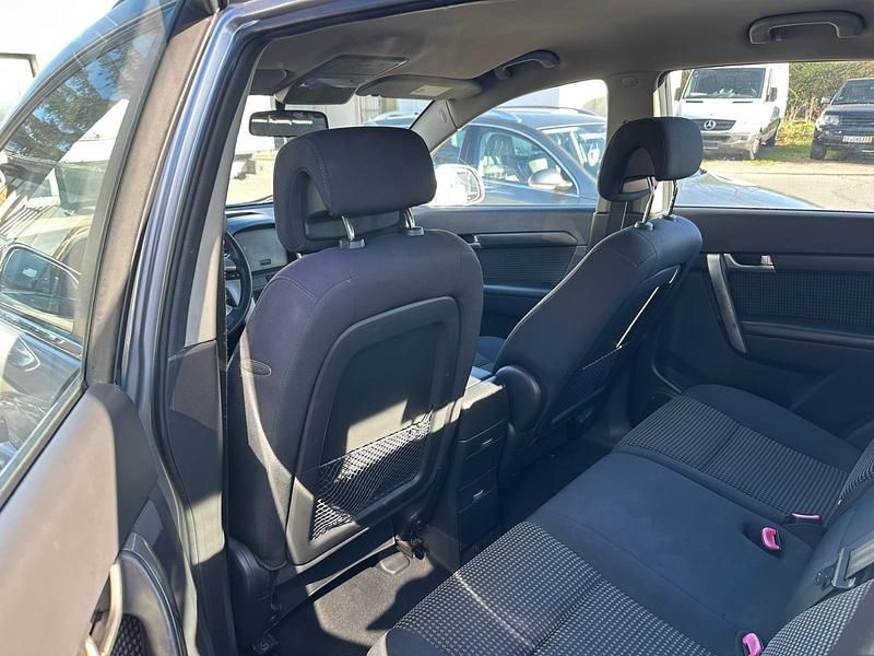 Gebraucht Chevrolet Captiva 150 PS (110 kW) 2008 Silber SUV