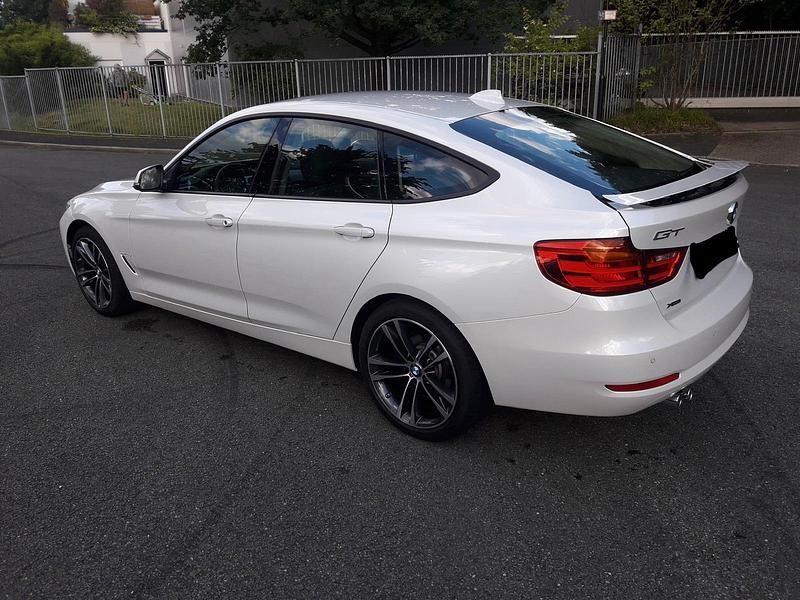 Usata BMW 320 190 CV (139 kW) 2015 Bianco Berlina