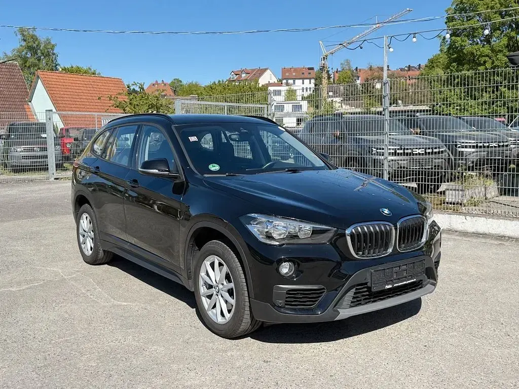 Gebraucht BMW X1 Advantage 150 PS (110 kW) 2019 Schwarz SUV