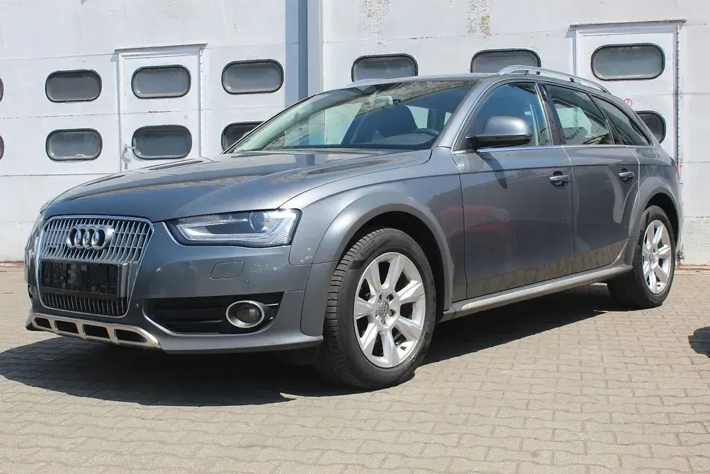 Gebraucht Audi A4 Allroad 177 PS (130 kW) 2014 Monsungrau metallic Kombi