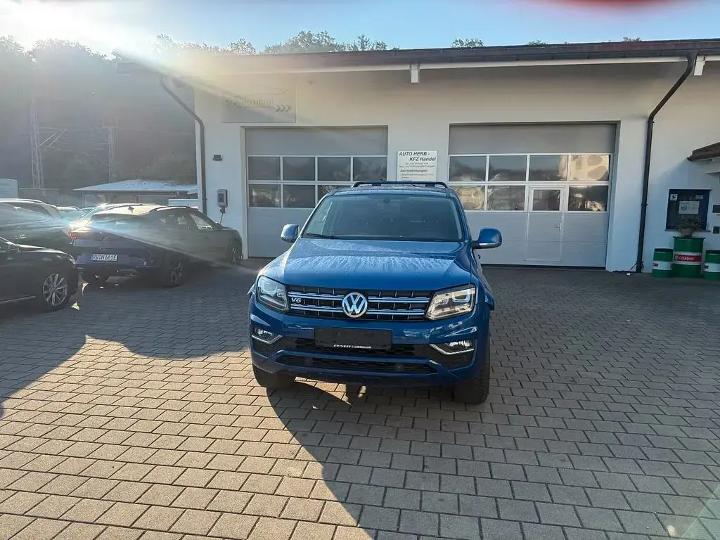 Gebraucht VW Amarok Aventura 224 PS (164 kW) 2017 Blau Pickup