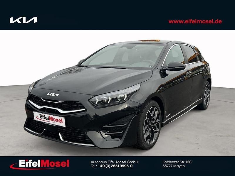 Schwarz Neu 2025 Kia Ceed GT GT-Line Limousine | 31.490 € (Teuer) - Bild 1/4