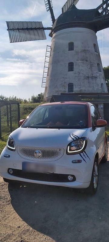 Orange Gebraucht 2016 Smart ForTwo Cabrio Passion Cabrio | 12.490 € (Superpreis) - Bild 1/4
