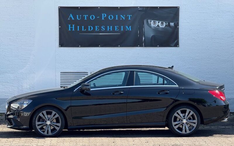 Gebraucht Mercedes CLA200 156 PS (114 kW) 2015 Schwarz Limousine
