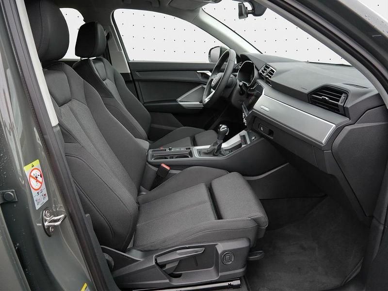 Gebraucht Audi Q3 Advanced 150 PS (110 kW) 2025 Grau SUV