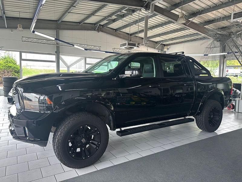 Second-hand Dodge Ram 401 CP (294 kW) 2019 Negru Pickup