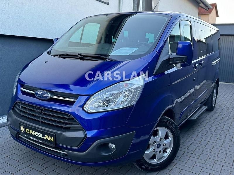 Gebraucht Ford Tourneo Titanium 170 PS (125 kW) 2016 Blau Van / Kleinbus