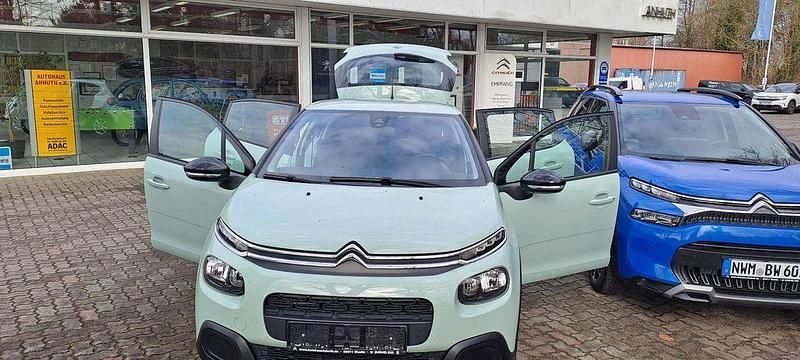 Gebraucht Citroën C3 Feel 68 PS (50 kW) 2018 Grün Kleinwagen