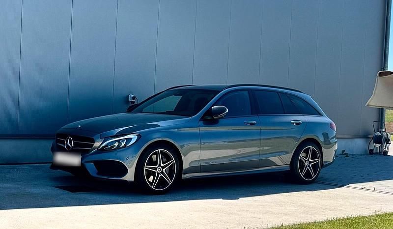 Gebraucht Mercedes C300 245 PS (180 kW) 2017 Silber Kombi
