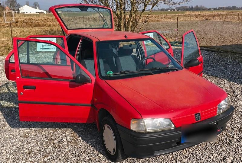 Gebraucht Peugeot 106 60 PS (44 kW) 1995 Rot Kleinwagen