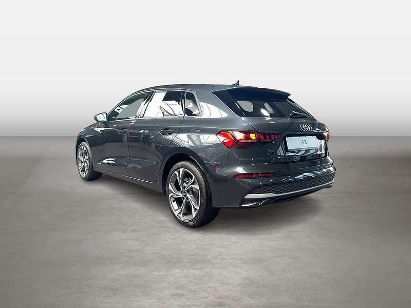 Gebraucht Audi A3 Advanced 116 PS (85 kW) 2025 Manhattangrau metallic Limousine